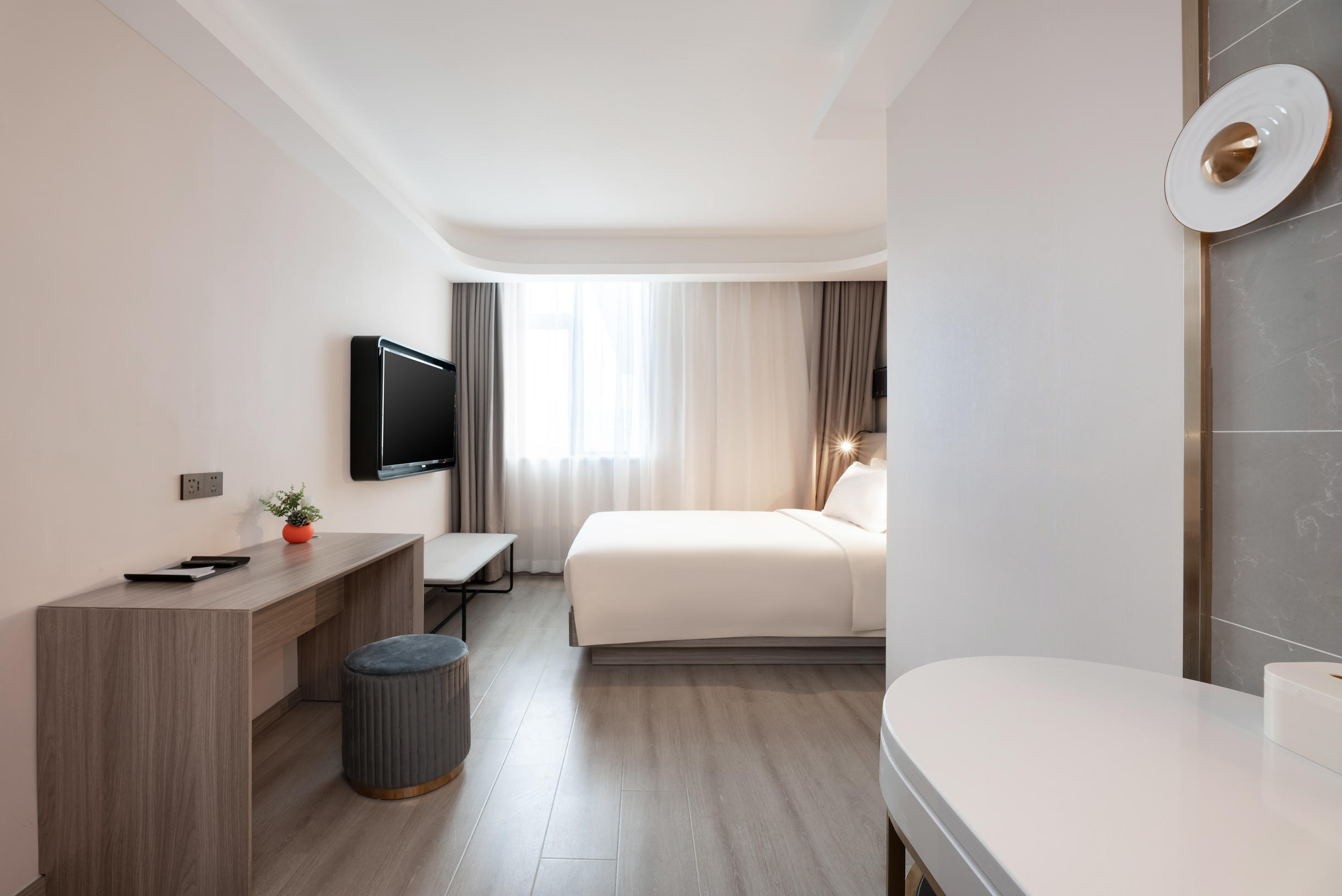 西安兴庆宫交通大学地铁站轻居酒店 in Xian | 2023 Updated prices, deals - Klook Philippines