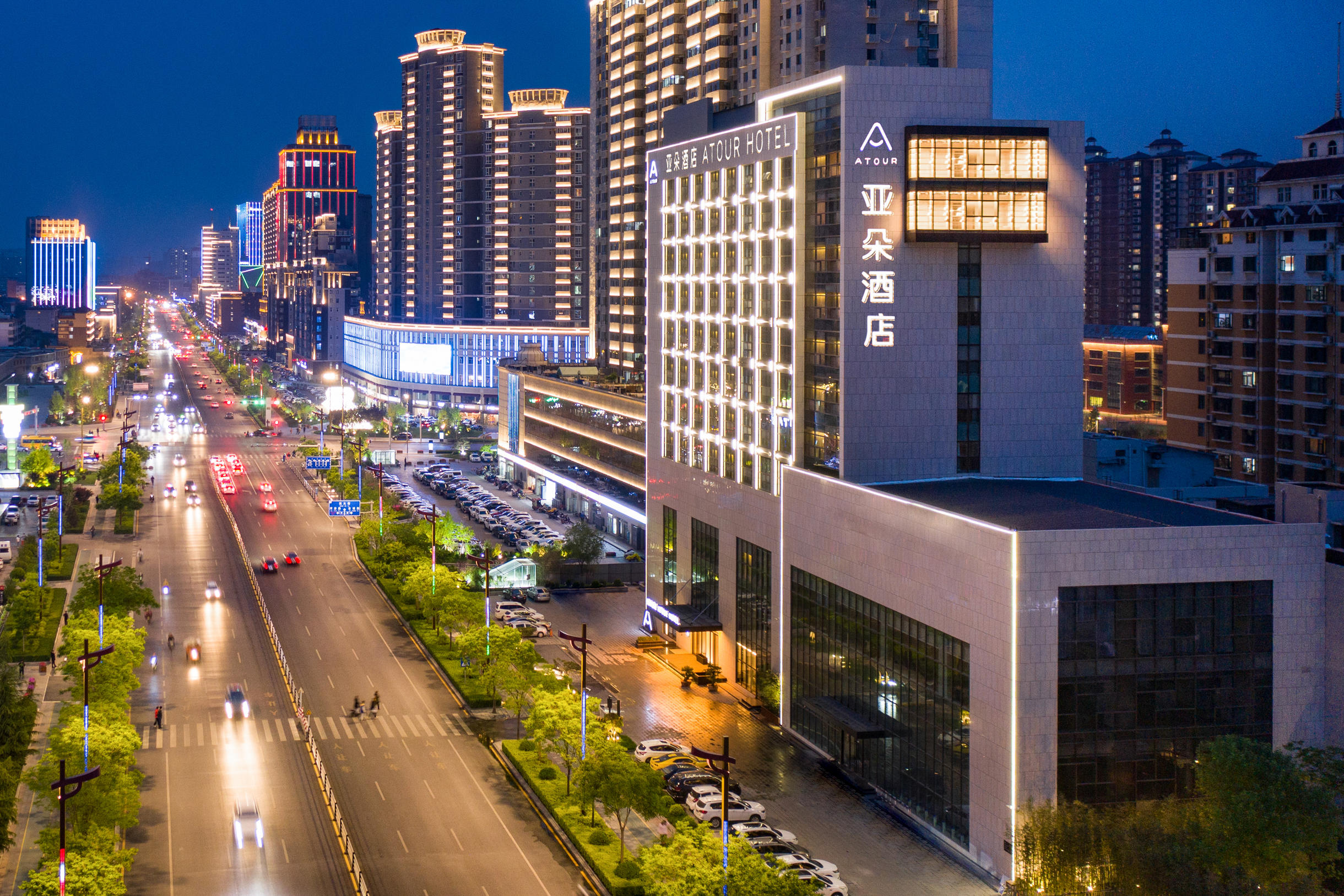 Linfen Riverside Hotel